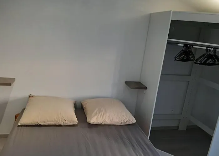 Maison De Bourg * Vic-le-Comte